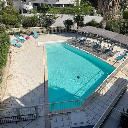 La Tour Genoise - Climatise Avec Piscine Partagee