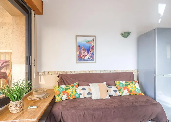 Appartement La Tour Genoise - Climatise Avec Piscine Partagee