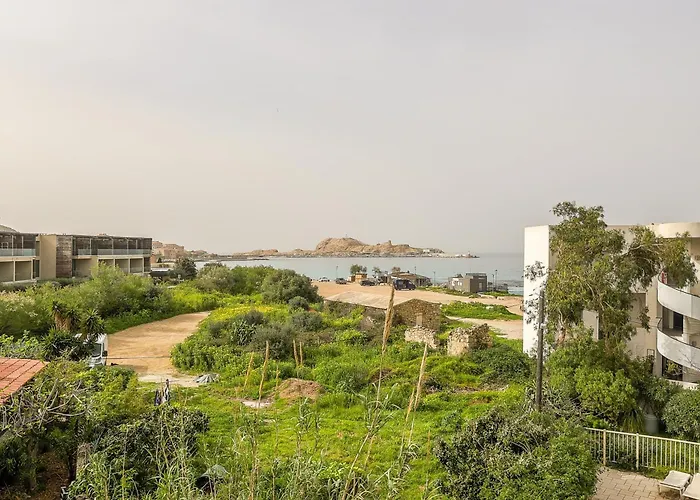 La Tour Genoise - Climatise Avec Piscine Partagee Appartement