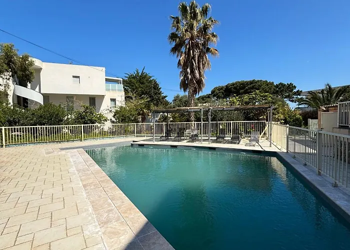 Appartement La Tour Genoise - Climatise Avec Piscine Partagee
